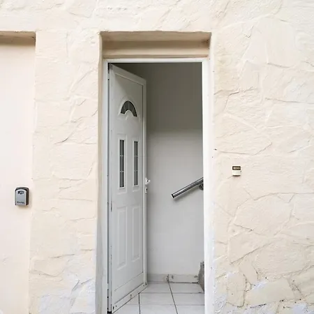 'lazaros' Seastone House Next To The Sea In Mani Khalkia